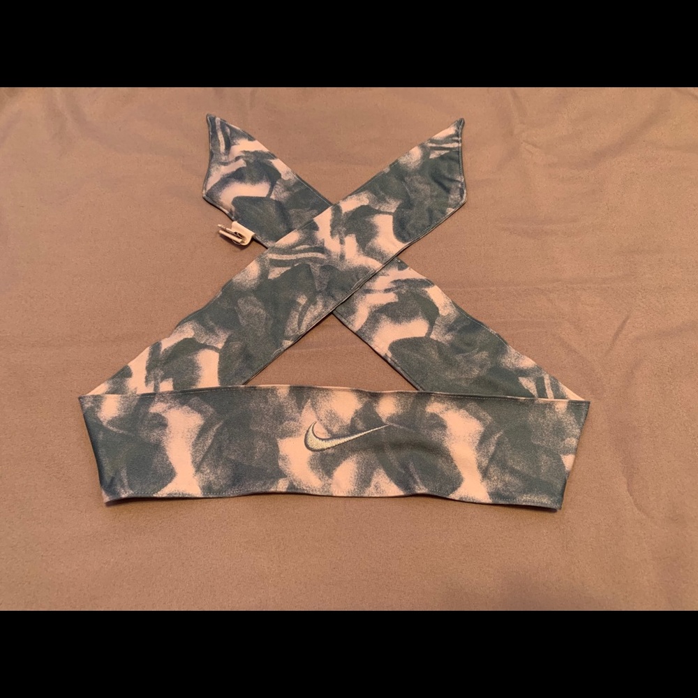 Nike headband